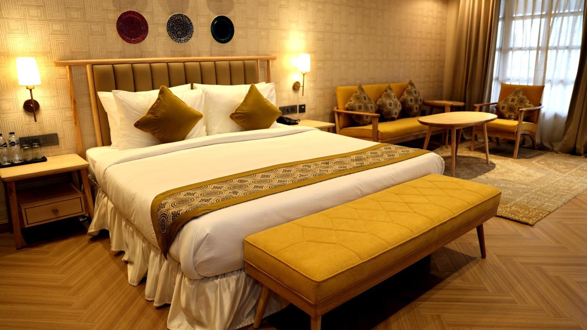Sandoz Minerva - A Boutique Resort Масурі Екстер'єр фото